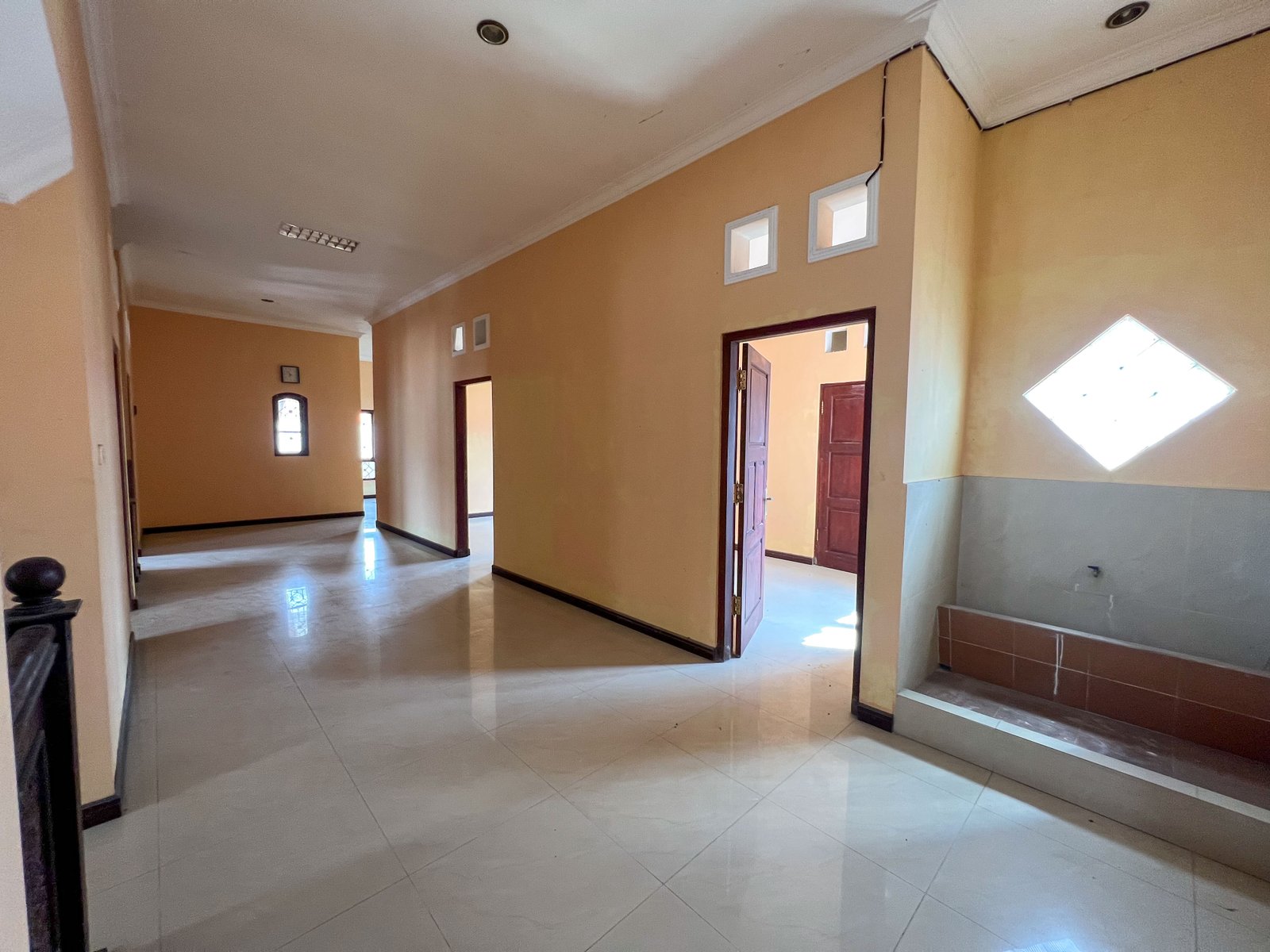 Jual Rumah Condongcatur Manukan Lokasi Pojokan - 11