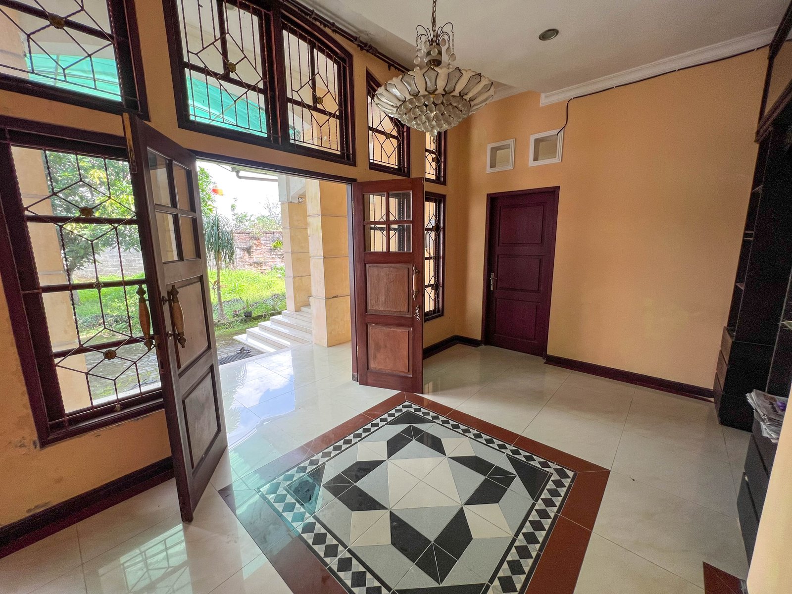 Jual Rumah Condongcatur Manukan Lokasi Pojokan - 5