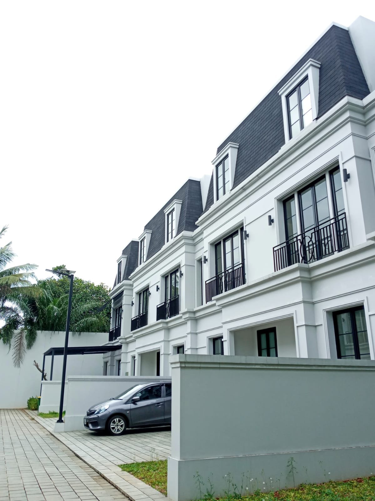 Rumah Baru Mewah Dekat Pejaten Village Mall Jakarta Selatan - 3