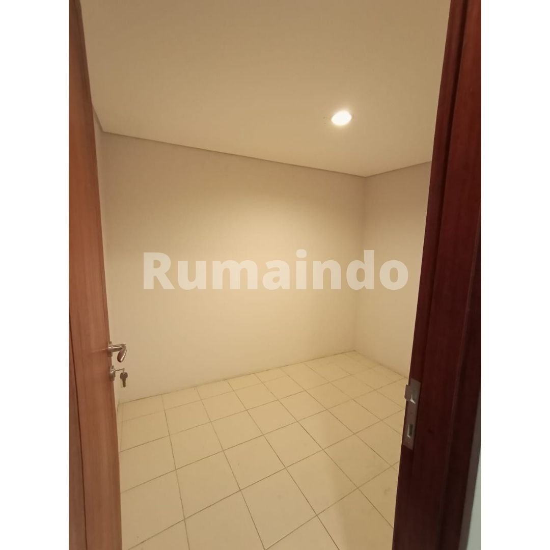 Dijual Murah Rumah di Jln Cendrawasih Pesanggrahan Kebayoran Lama Jakarta Selatan - 7