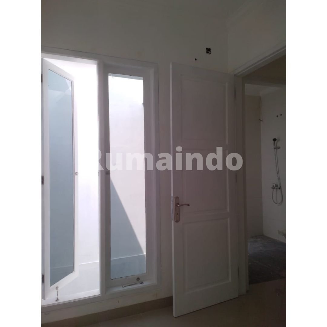 Dijual Murah Rumah Baru di Jln Tebet Barat Jakarta Selatan - 6