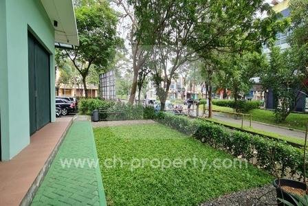 Ruko Grand Wisata ada gazebo parkir luas di Tambun, Bekasi - 2