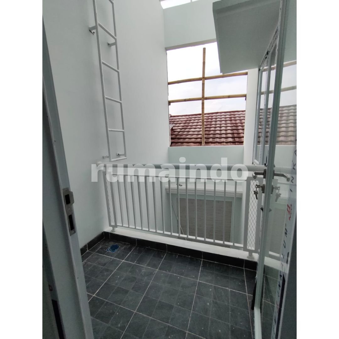 Dijual Murah Rumah Cluster di Warung Sila Jagakarsa Jakarta Selatan - 9