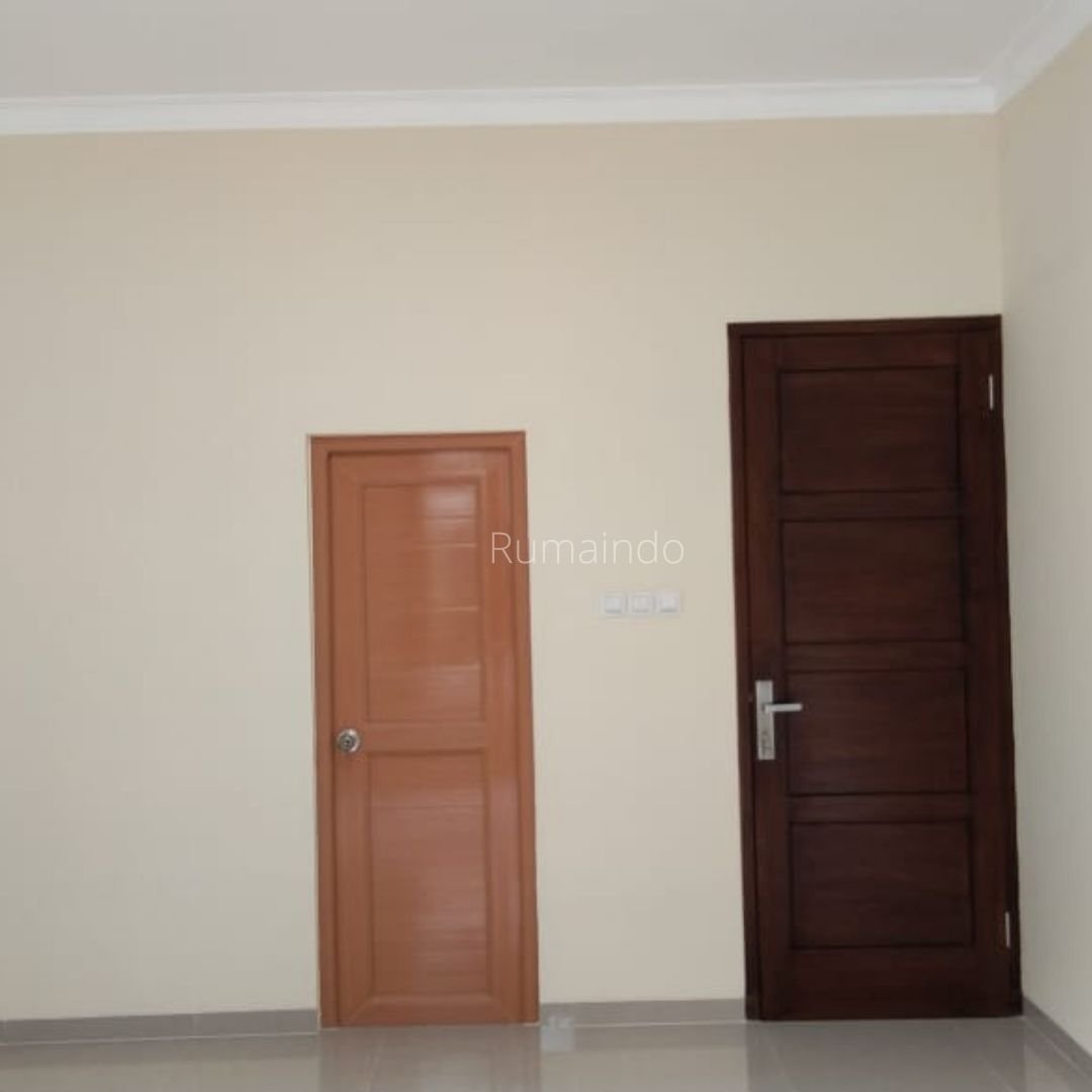 Rumah Cluster di Jln Taman Sari Lebak Bulus Cilandak Jakarta Selatan - 7
