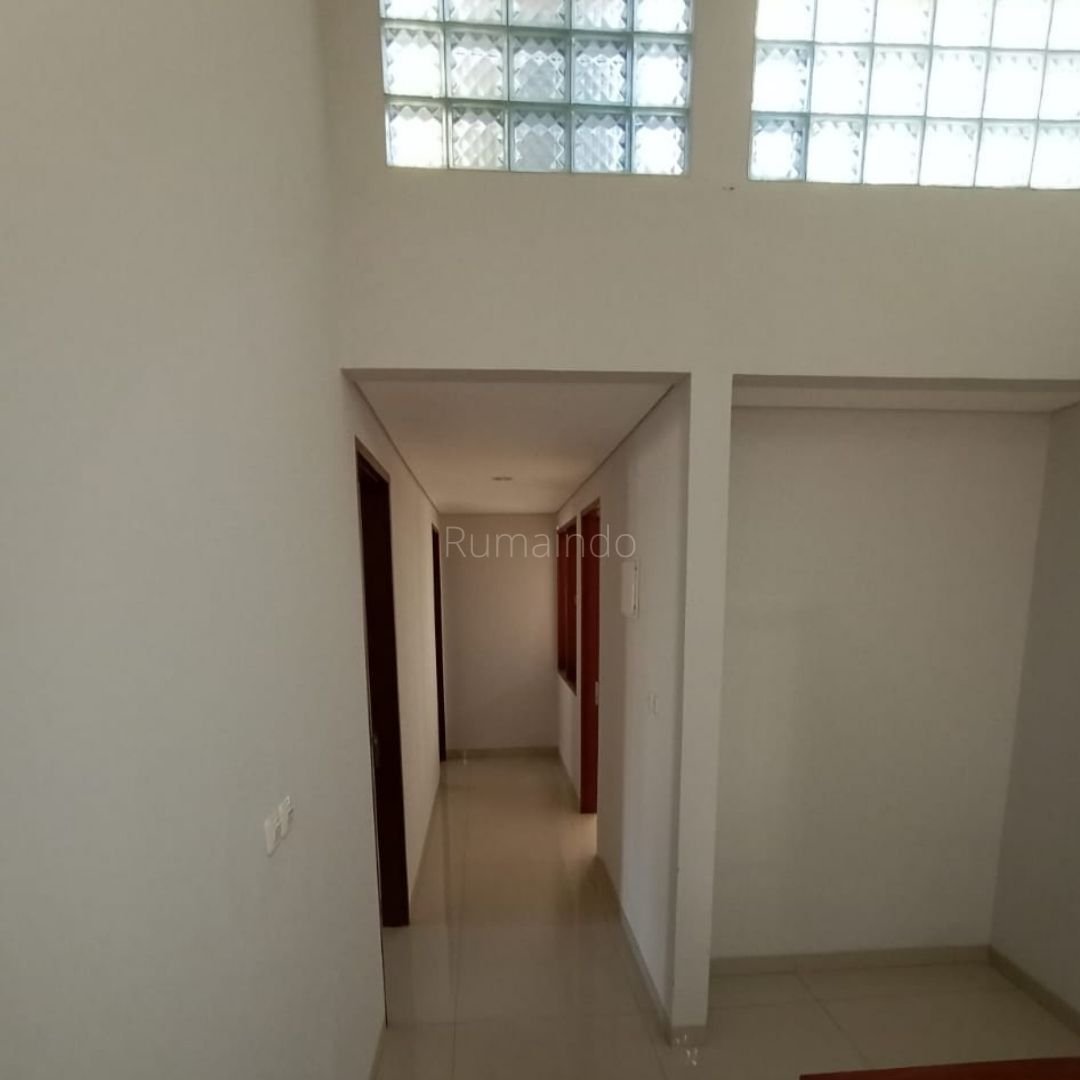 Dijual Murah Rumah di Jln Cendrawasih Pesanggrahan Kebayoran Lama Jakarta Selatan - 6