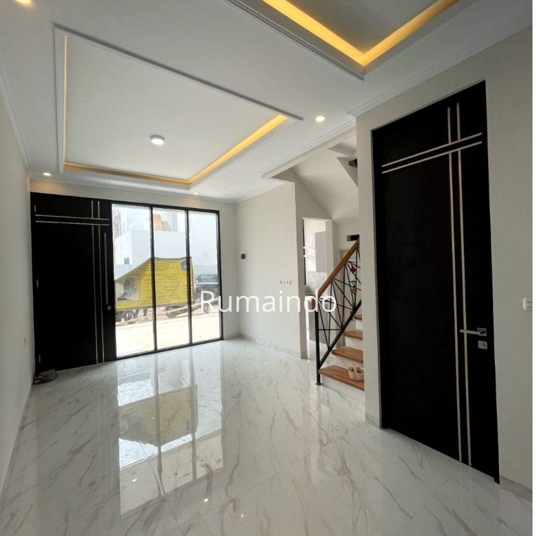 Dijual Rumah Murah Cluster Scandi House 9 di Jagakarsa Jakarta Selatan - 4