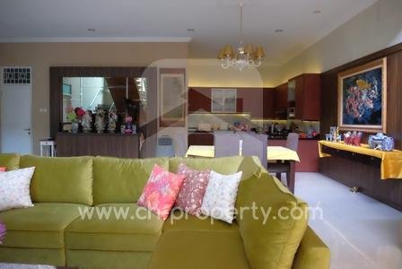 Rumah Bagus Lokasi  Nyaman di Green Garden Jakarta-Barat - 3