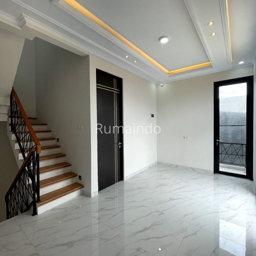 Dijual Rumah Murah Cluster Scandi House 9 di Jagakarsa Jakarta Selatan - 3