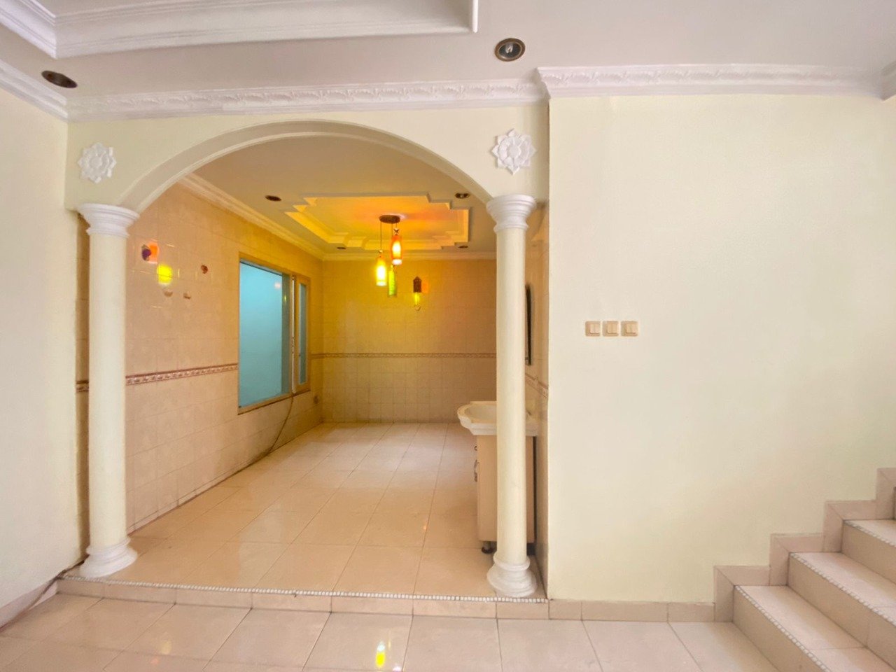 Dijual Murah Rumah Bangunan 2 lantai Taman Grisenda PIK - 5