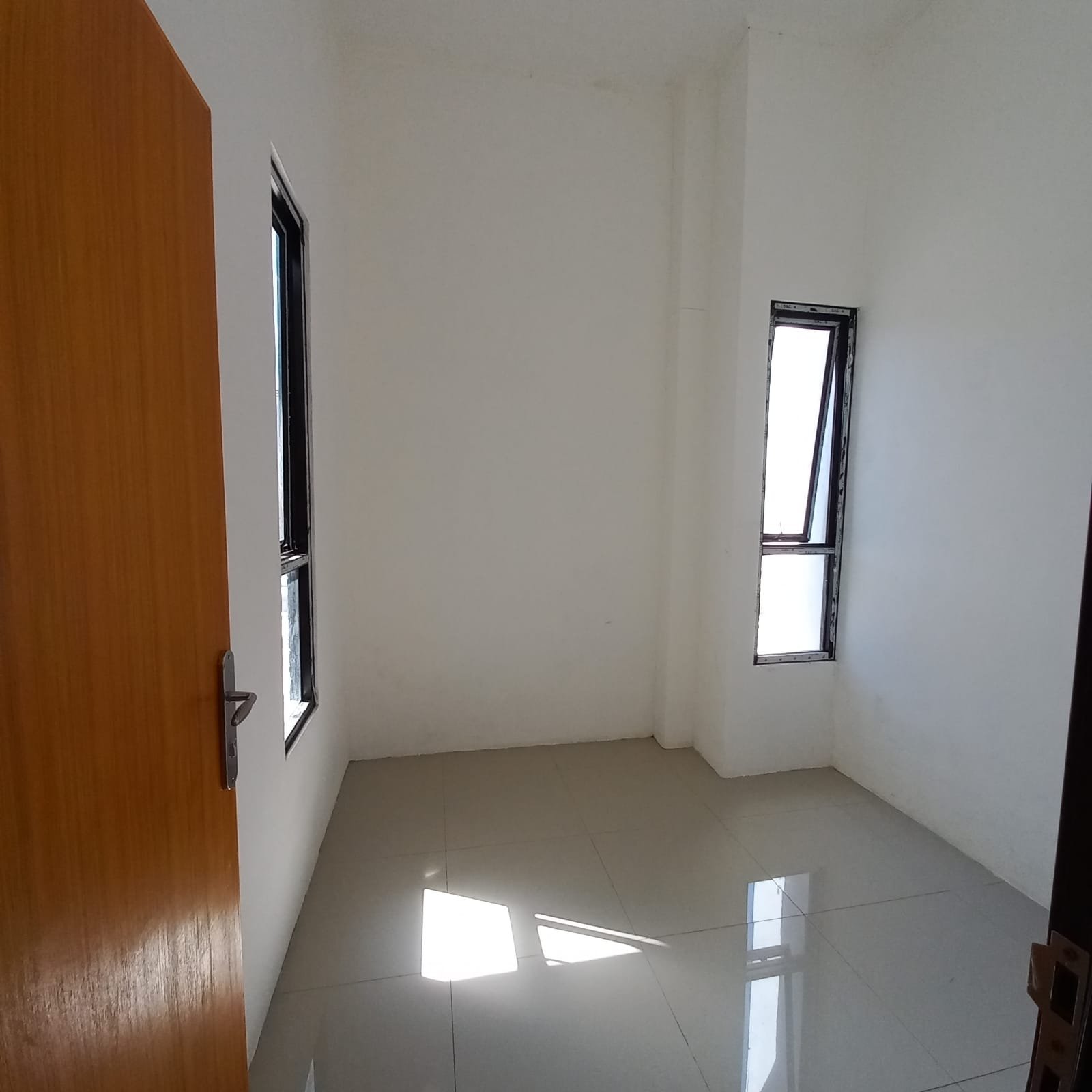 Jual Rumah Minimalis di Bekasi Tanpa DP Cicilan 1Jtan dekat dengan Jakarta - 6