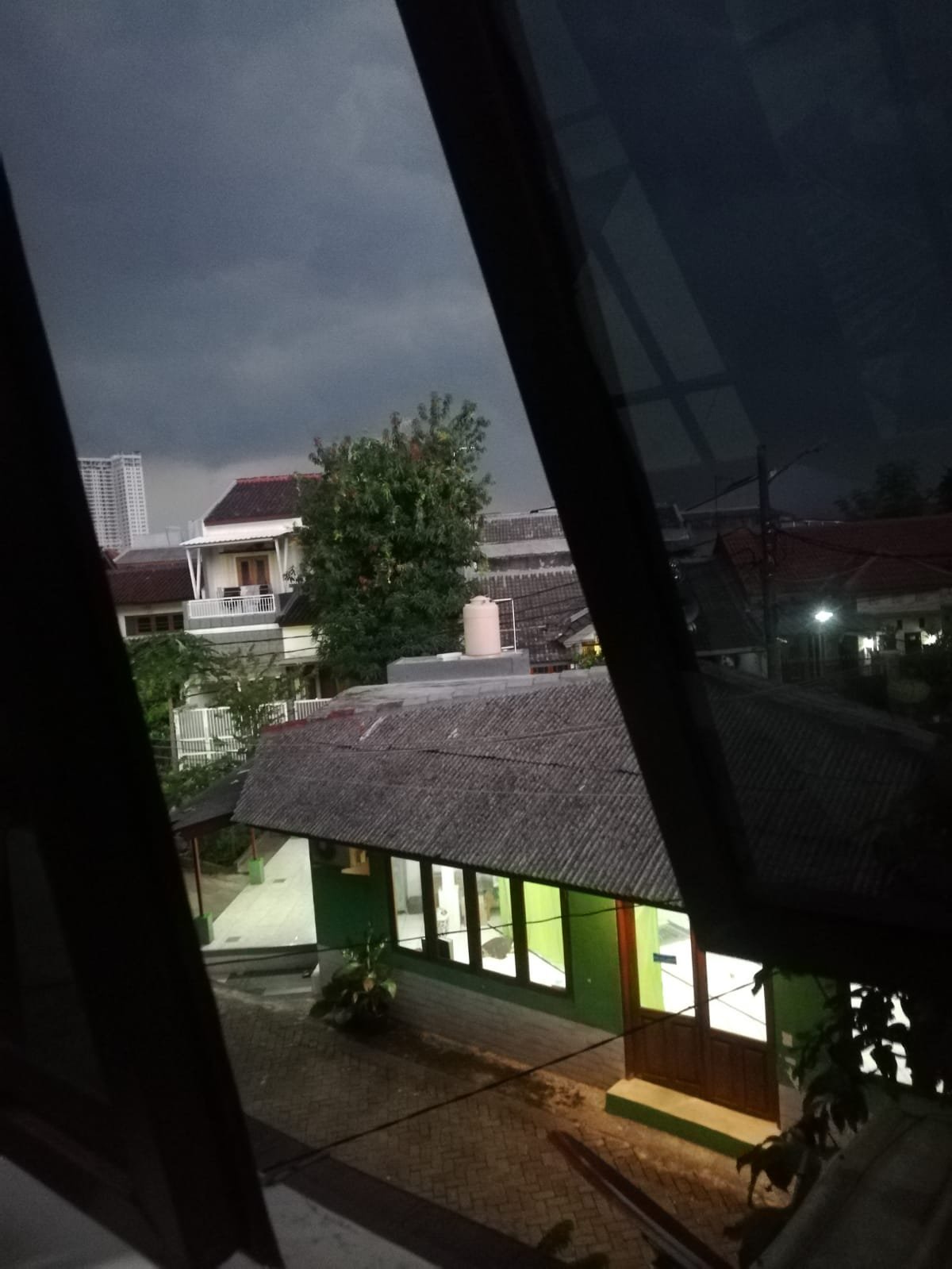 Rumah Tinggal Hook di Perum Bumi Satria Kencana - 4