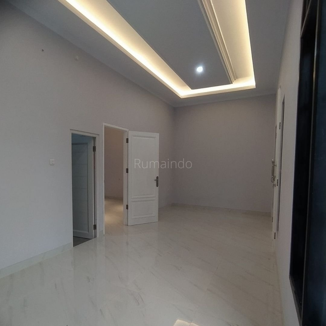 Dijual Murah Rumah Ada Rooftop Dekat Ragunan Kebagusan Jakarta Selatan - 9