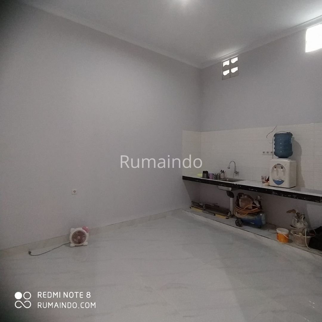 Dijual Murah Rumah Ada Rooftop Dekat Ragunan Kebagusan Jakarta Selatan - 7