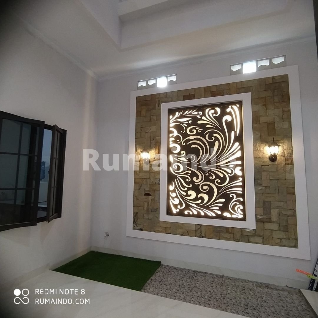 Dijual Murah Rumah Ada Rooftop Dekat Ragunan Kebagusan Jakarta Selatan - 4