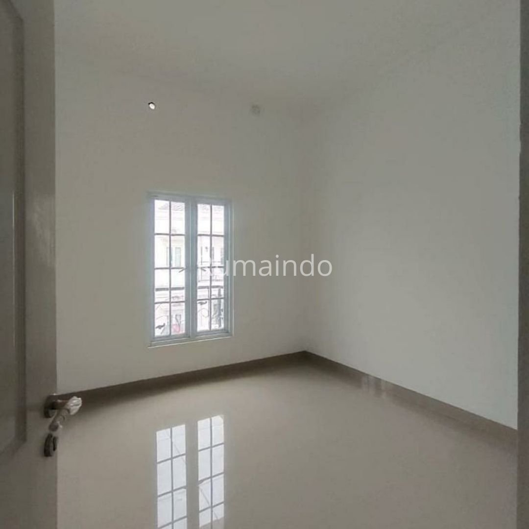 Dijual Rumah Modern Classic di Jln Sadar Raya Jagakarsa Jakarta Selatan - 3