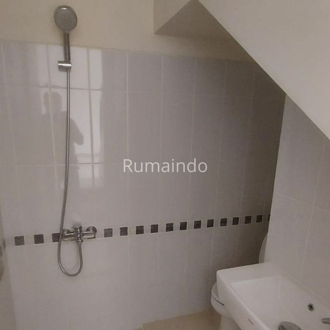 Dijual Rumah Cluster Agnesi Symphonia Summarecon Gading Serpong Tangerang - 7