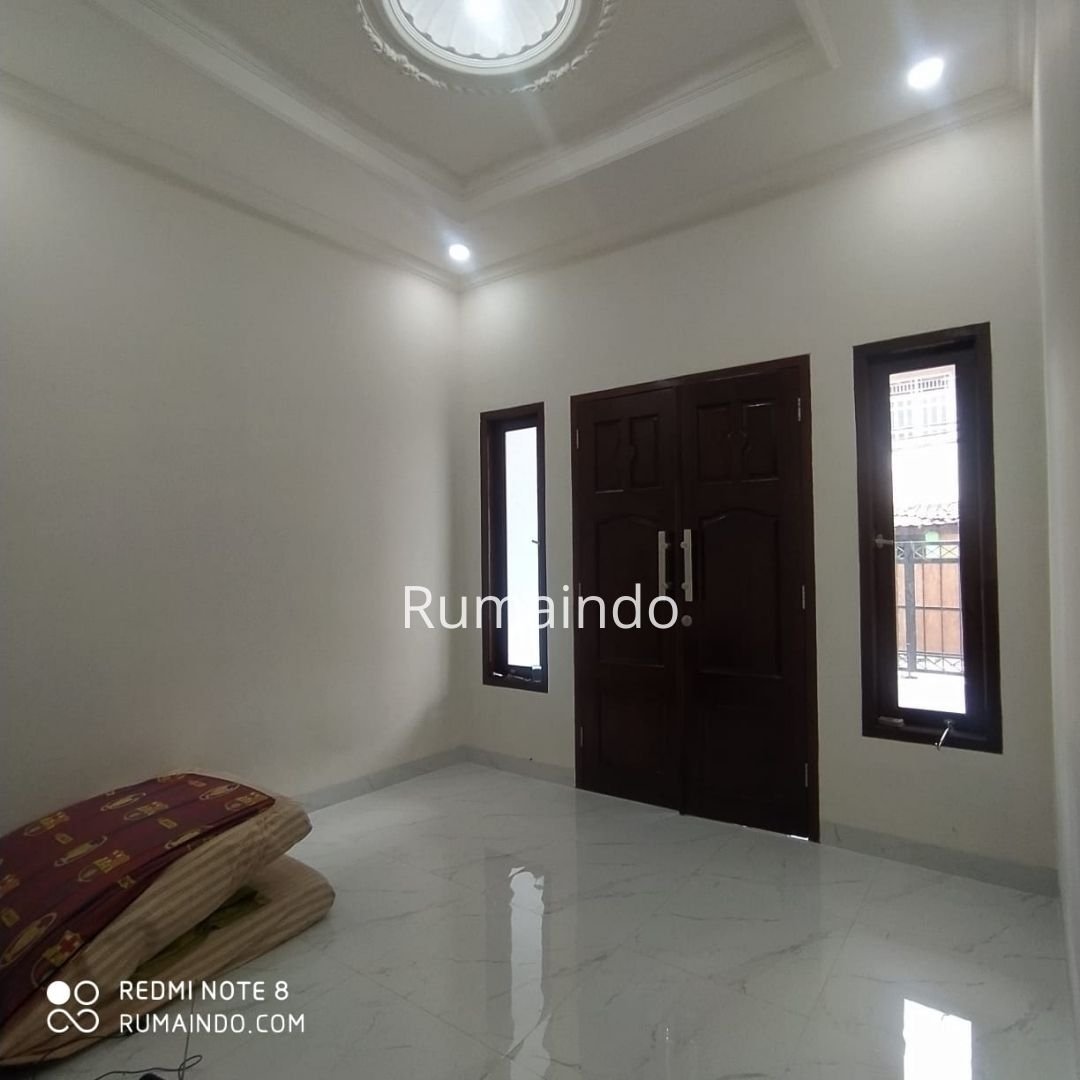Dijual Rumah Baru Non Cluster di Jln Sirsak Jagakarsa Jakarta Selatan - 4