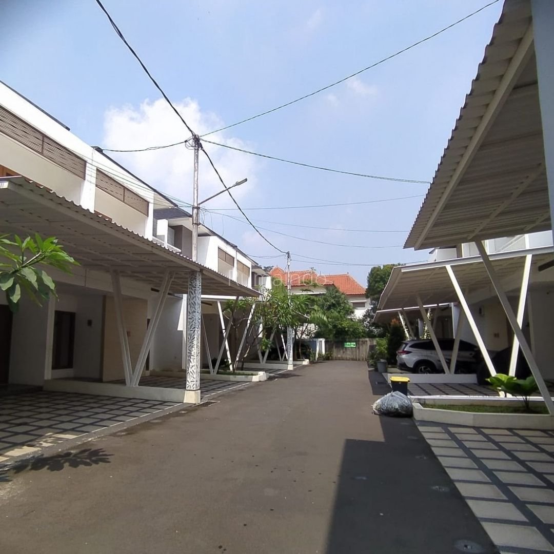 Dijual Murah Rumah Cluster SAMANA RESIDENCE JAGAKARSA Jakarta Selatan - 2