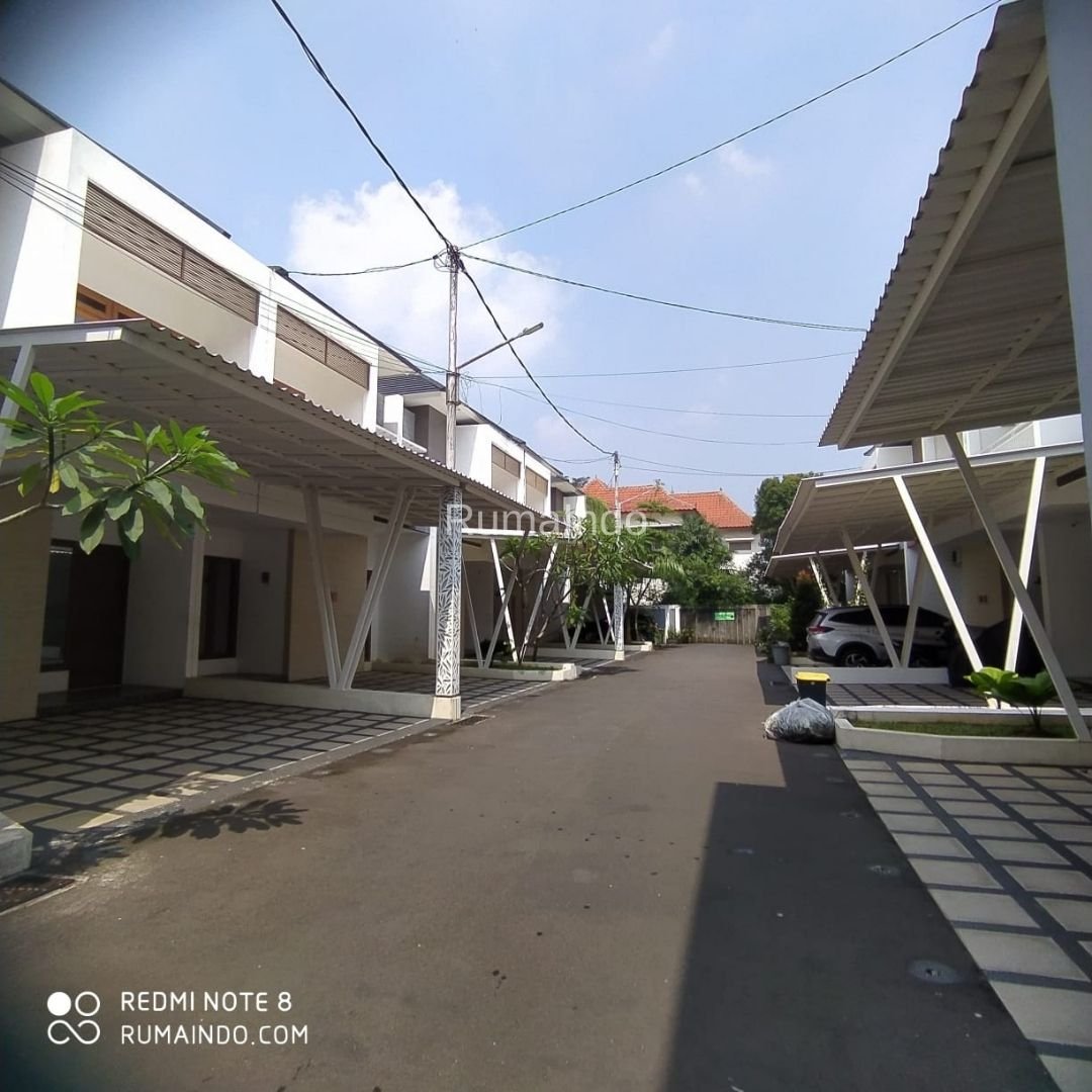 Dijual Murah Rumah Cluster Samana Residence Jagakarsa Jakarta Selatan - 2