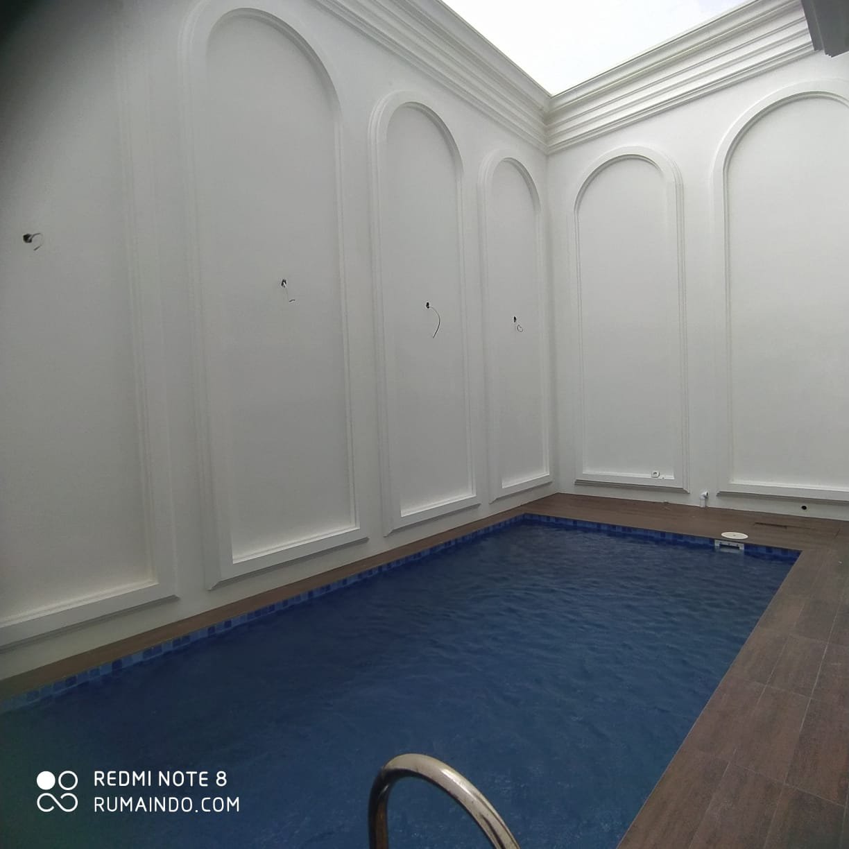 Dijual Rumah Ada Kolam Renang Di Komplek DPR Jln Benda Jagakarsa Jakarta Selatan - 10