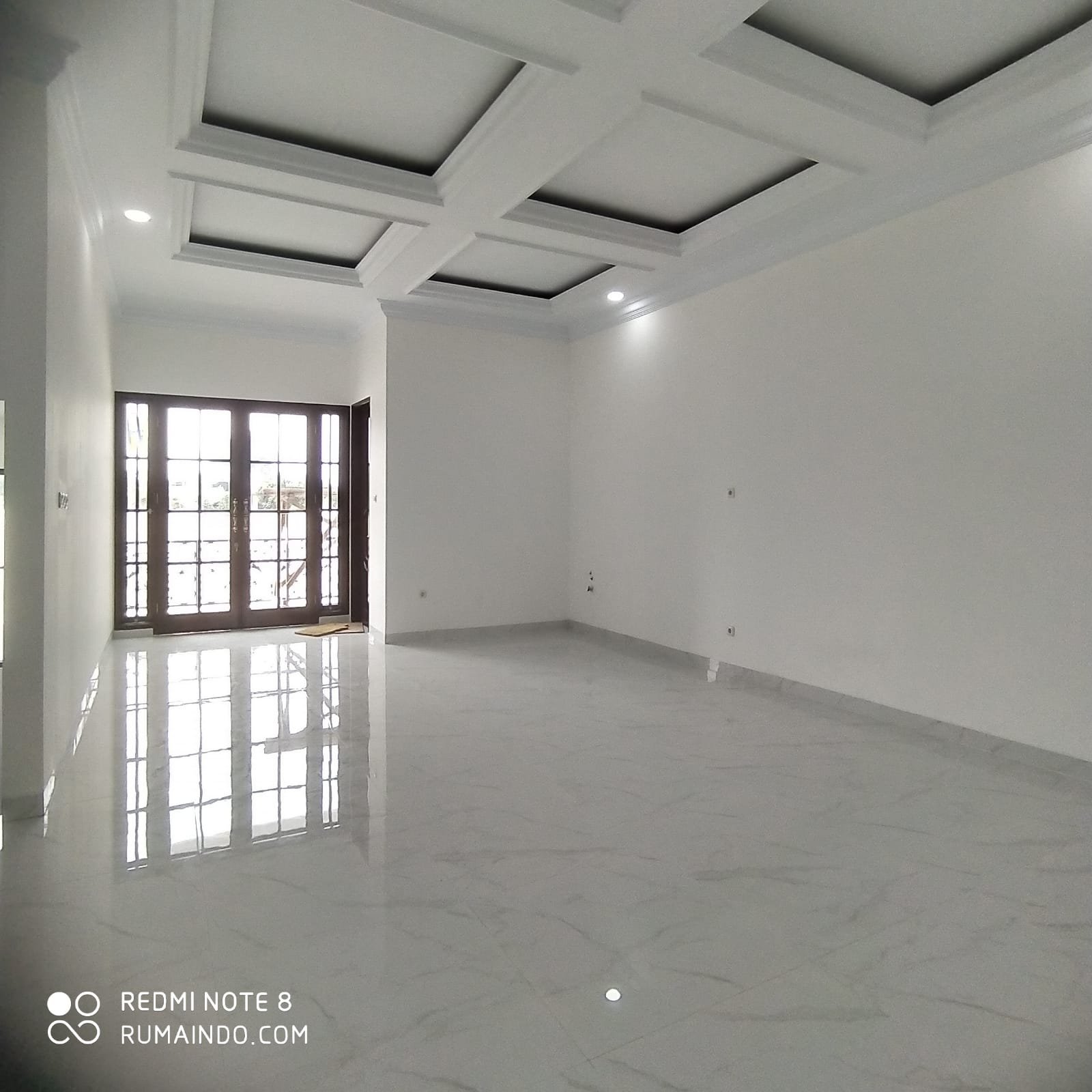 Dijual Rumah Ada Kolam Renang Di Komplek DPR Jln Benda Jagakarsa Jakarta Selatan - 3