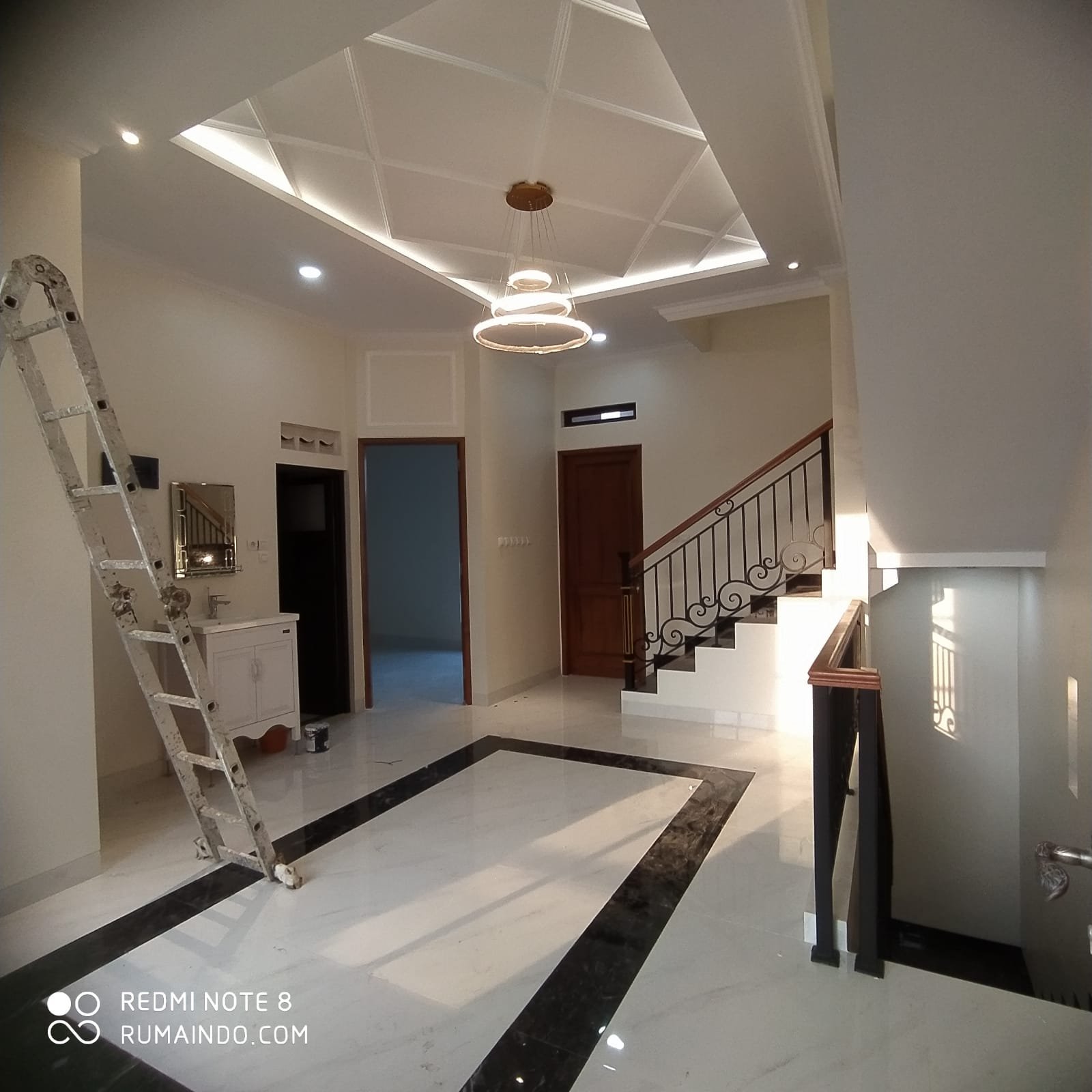 Dijual Murah Rumah Mewah Bangunan Baru di Kebagusan Jakarta Selatan - 11