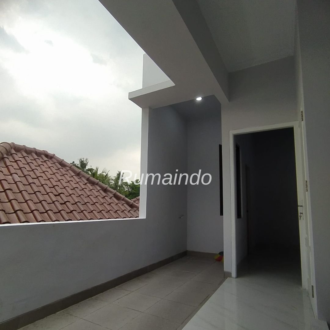 Rumah Ada Rooftop Dekat Ragunan Kebagusan Jakarta Selatan - 10