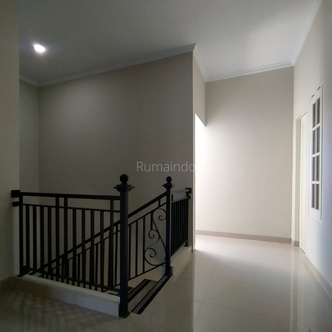 Dijual Murah Rumah Non Cluster di Srengseng Sawah Jagakarsa Jakarta Selatan - 5