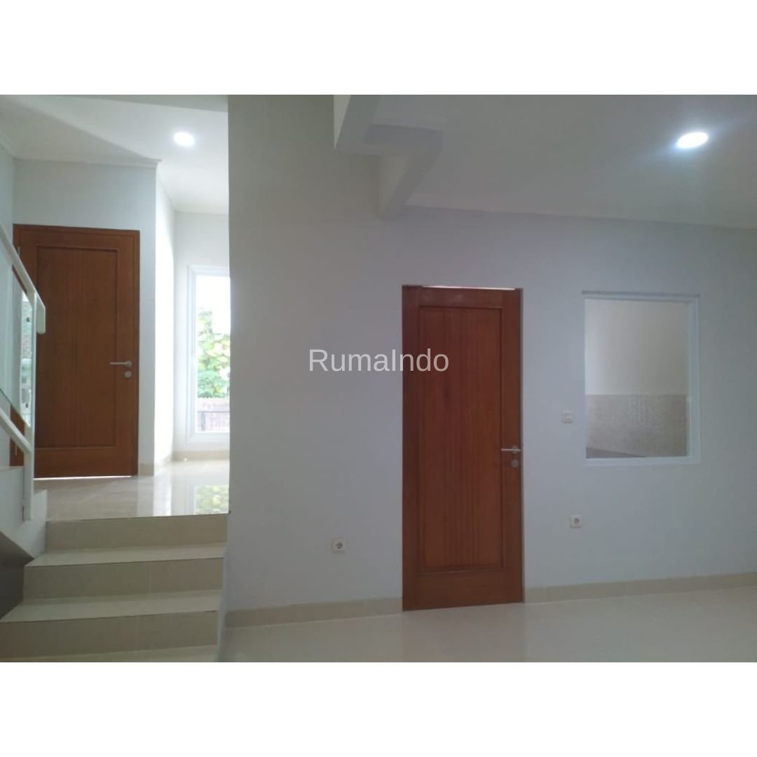 Dijual Murah Rumah Baru Ada Rooftop di Tebet Timur Jakarta Selatan - 3