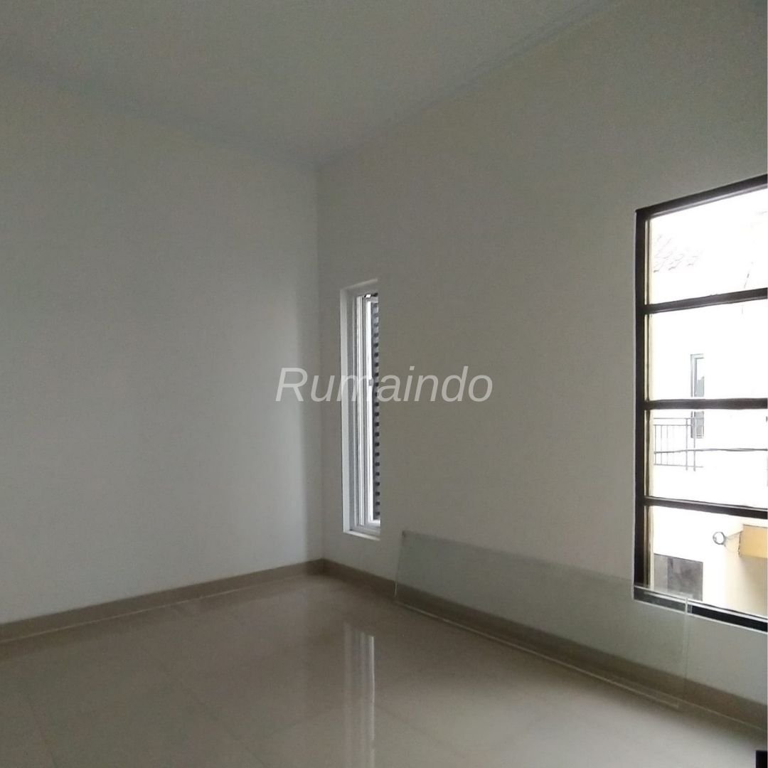 Dijual Murah Rumah Cluster Jamboo Hills Jagakarsa Jakarta Selatan - 7