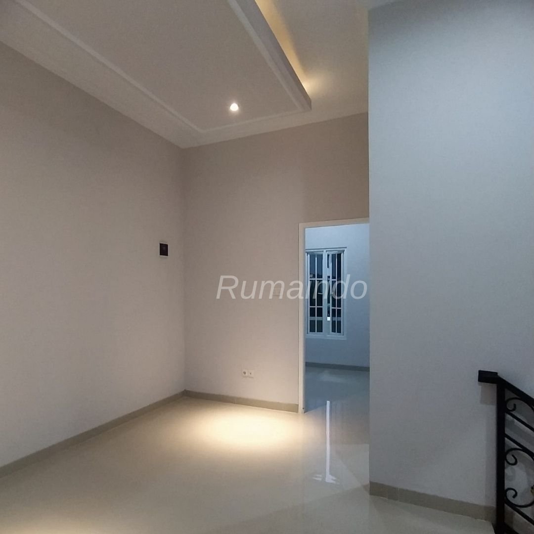 Dijual Murah Rumah Semi Cluster di Kebagusan Jakarta Selatan - 6