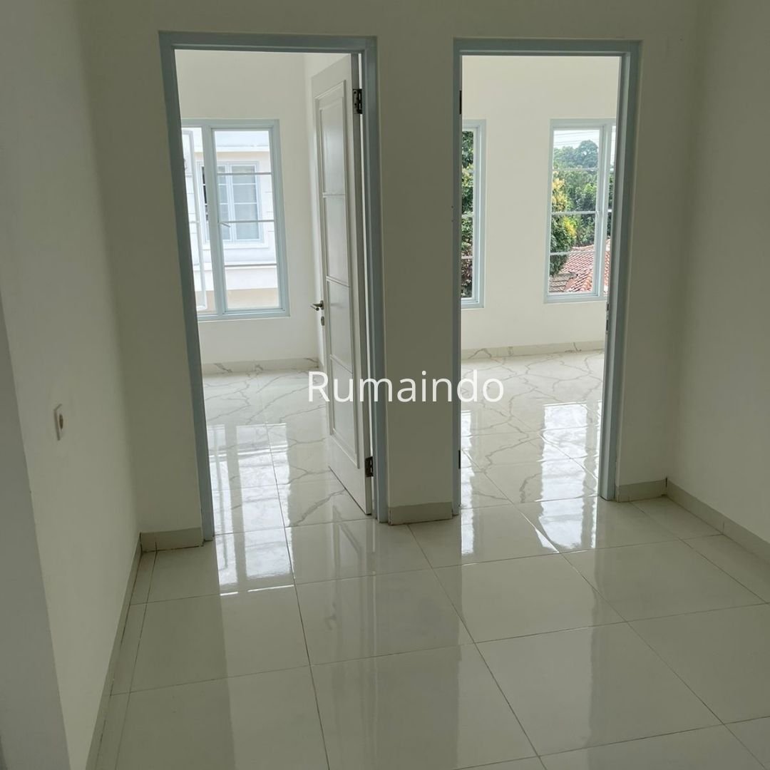 Dijual Murah Rumah Mewah Sebrang Mall Cinere Depok - 4