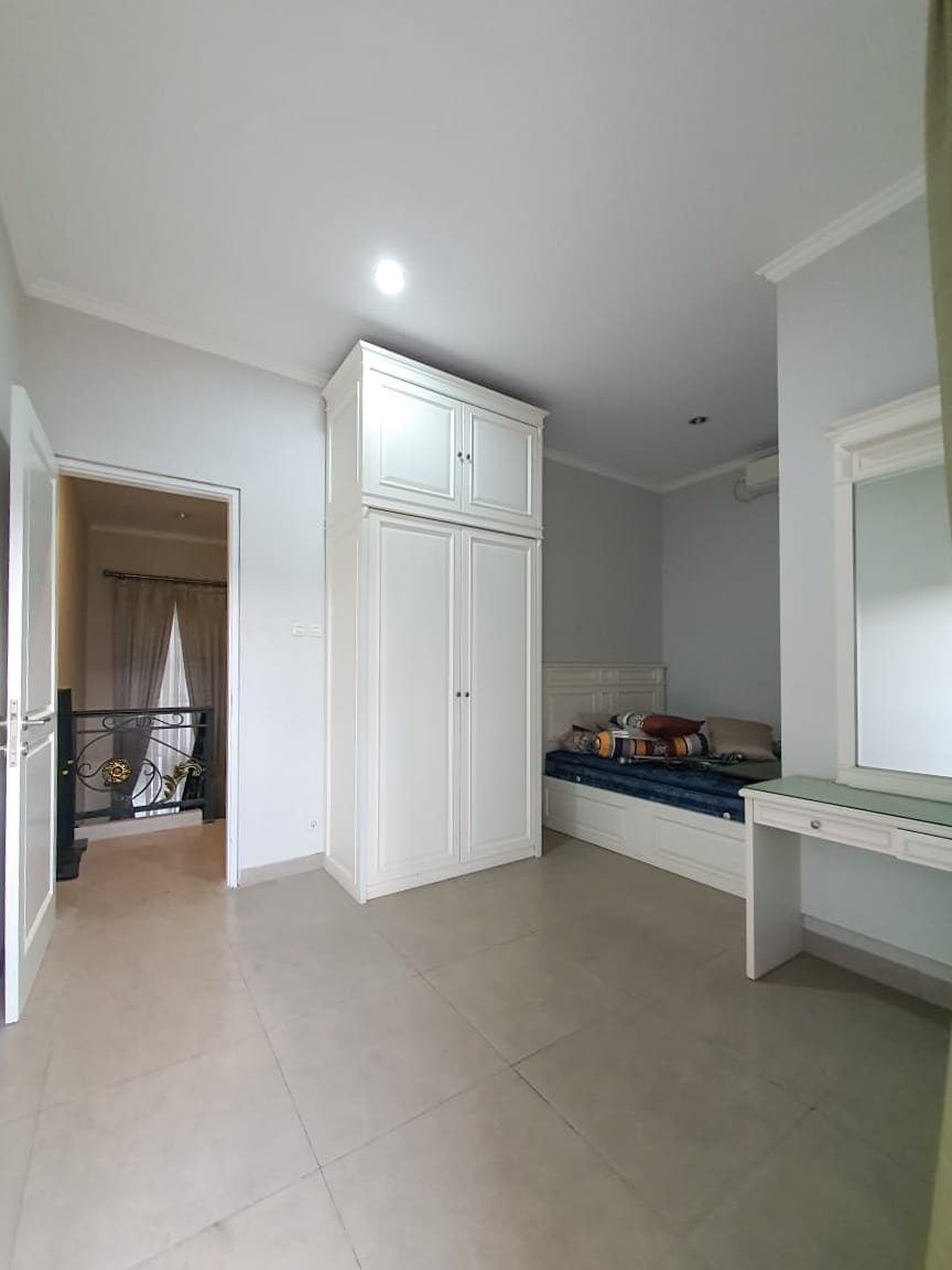 Dijual Rumah di Komplek Kejaksaan Agung Tebet Barat Jakarta Selatan - 13