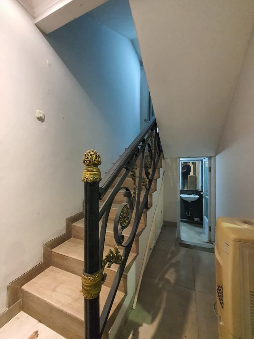 Dijual Rumah di Komplek Kejaksaan Agung Tebet Barat Jakarta Selatan - 17