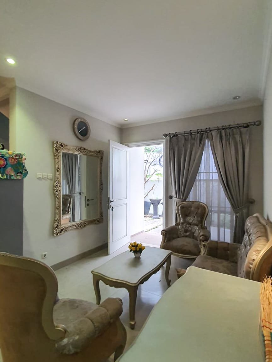 Dijual Rumah di Komplek Kejaksaan Agung Tebet Barat Jakarta Selatan - 9