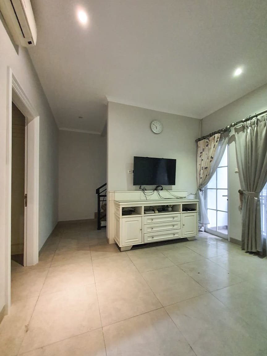 Dijual Rumah di Komplek Kejaksaan Agung Tebet Barat Jakarta Selatan - 18