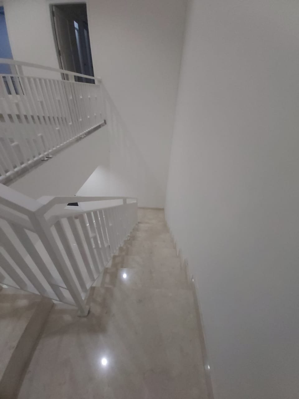 Dijual Murah Rumah Baru di Jln Tebet Barat Jakarta Selatan - 3