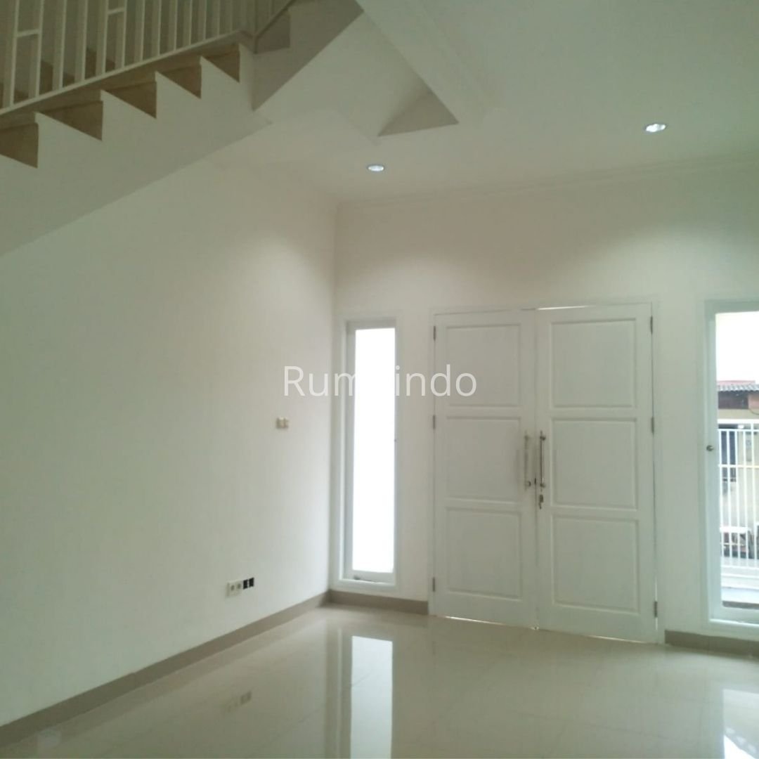 Dijual Murah Rumah Baru di Jln Tebet Barat Jakarta Selatan - 4