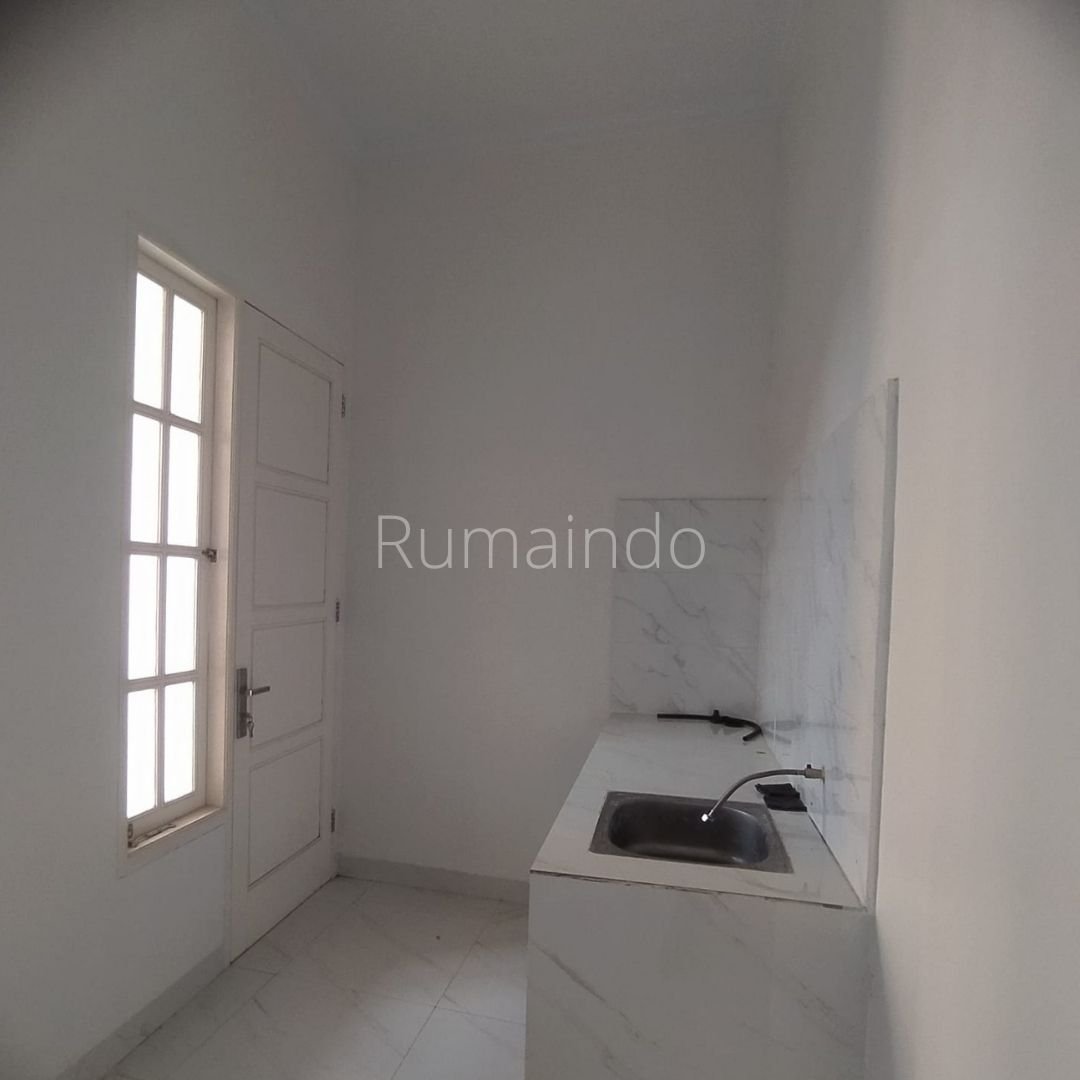 Dijual Rumah Cluster di Jln Benda Kav DPR Jagakarsa Jakarta Selatan - 7