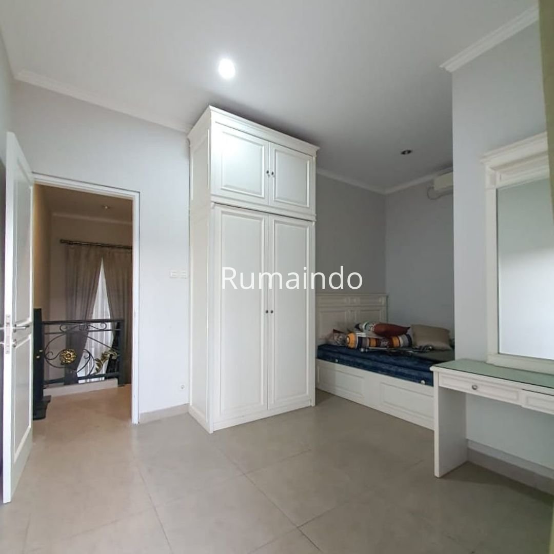 Dijual Rumah di Komplek Kejaksaan Agung Tebet Barat Jakarta Selatan - 9