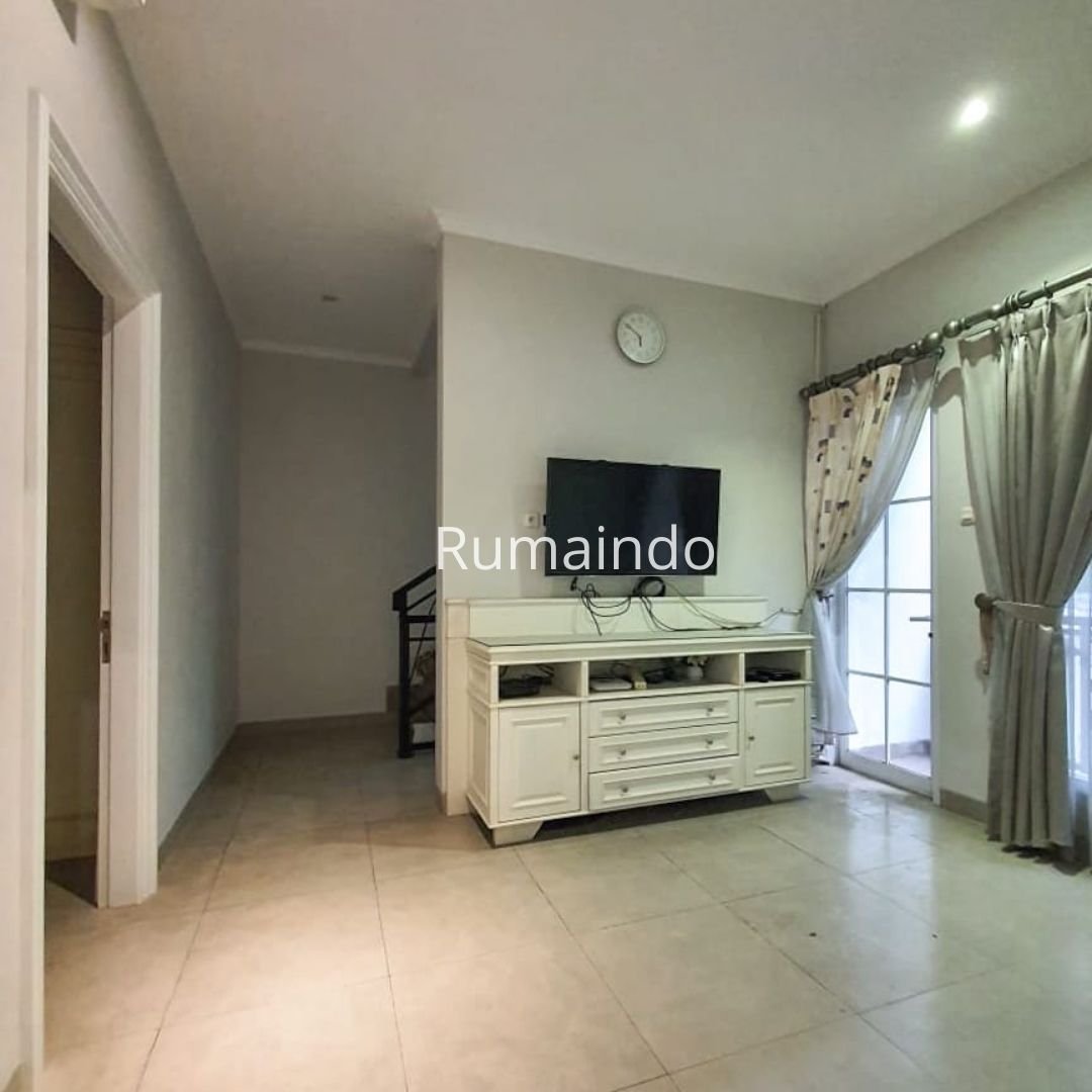 Dijual Rumah di Komplek Kejaksaan Agung Tebet Barat Jakarta Selatan - 10