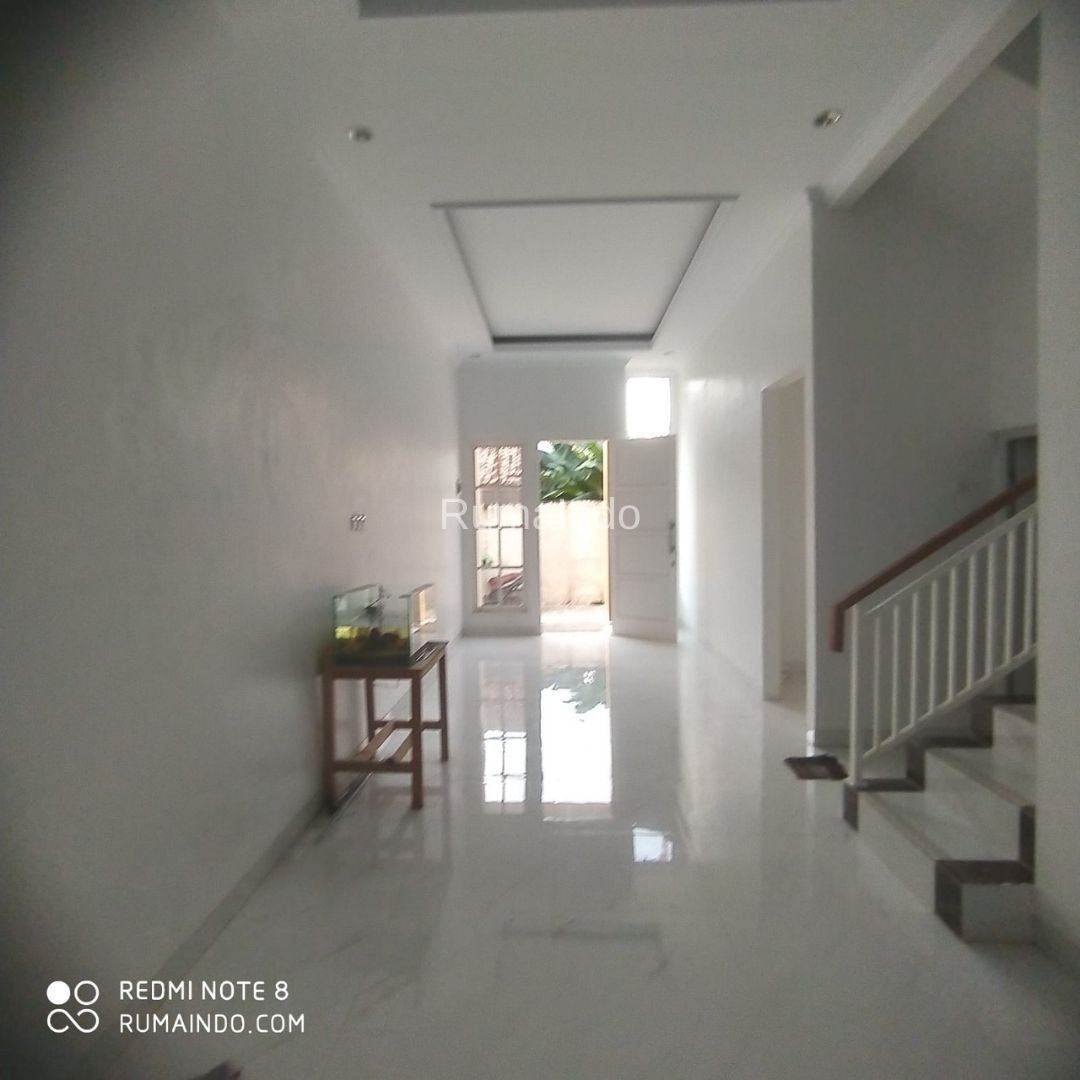 Dijual Rumah Cluster di Jln Benda Kav DPR Jagakarsa Jakarta Selatan - 3