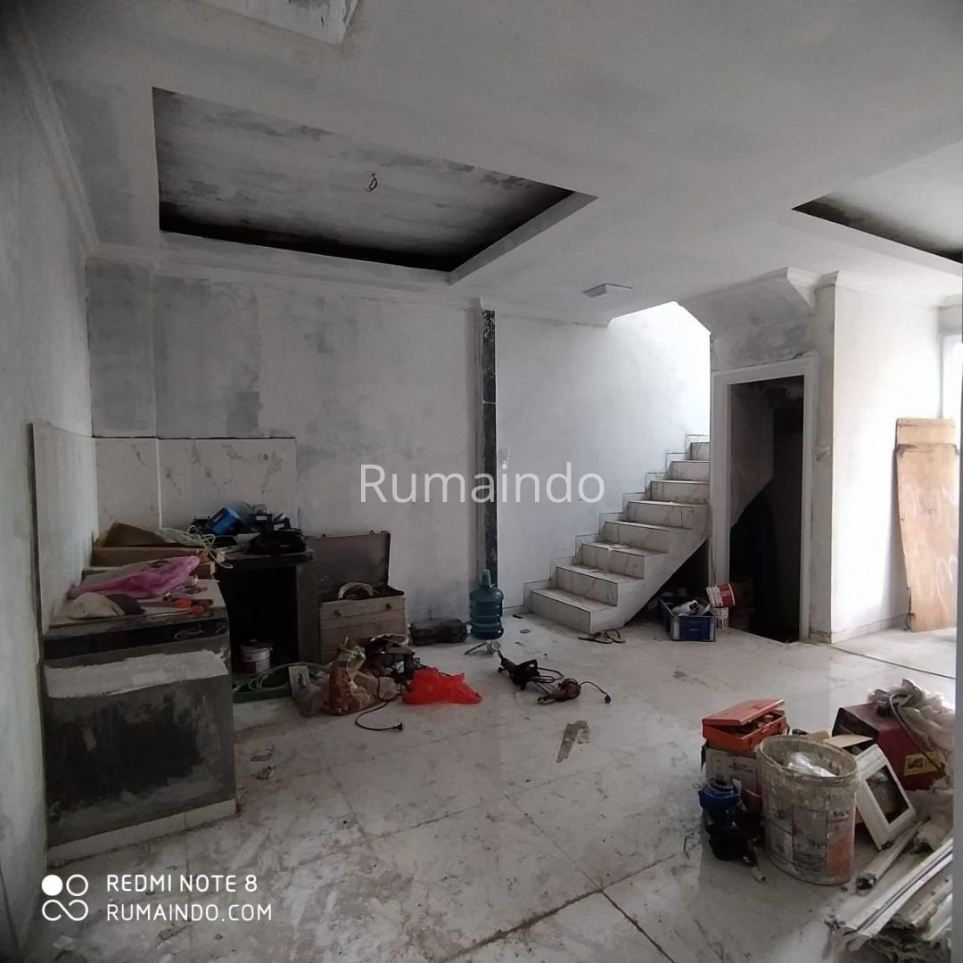 Dijual Rumah Hook di Perumahan Pura Melati 2 Jati Rahayu Bekasi - 4