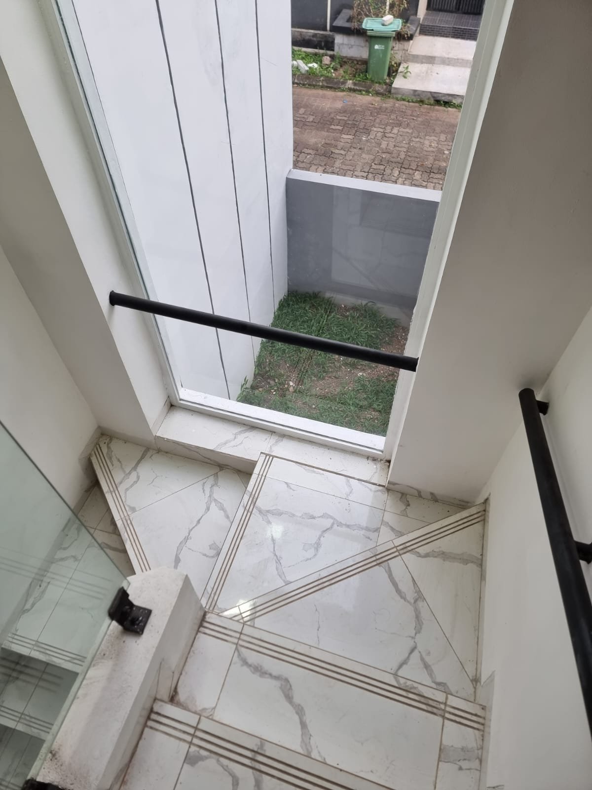 Dijual Rumah Ada Rooftop di Perumahan Pura Melati 2 Jati Rahayu Bekasi - 7