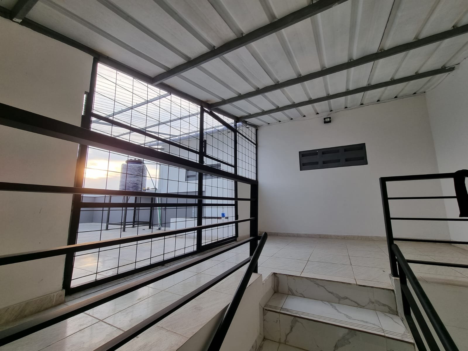 Dijual Rumah Ada Rooftop di Perumahan Pura Melati 2 Jati Rahayu Bekasi - 13