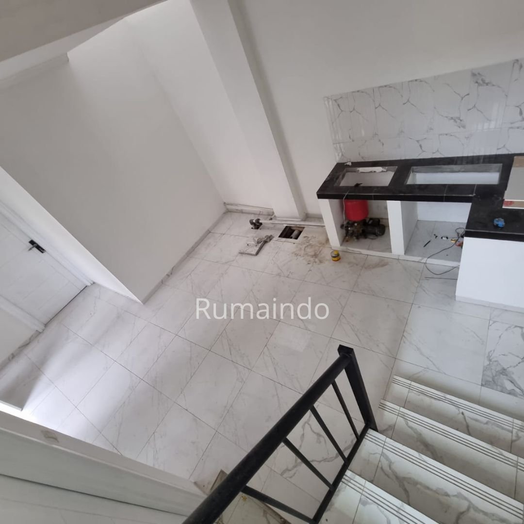 Dijual Rumah Ada Rooftop di Perumahan Pura Melati 2 Jati Rahayu Bekasi - 4