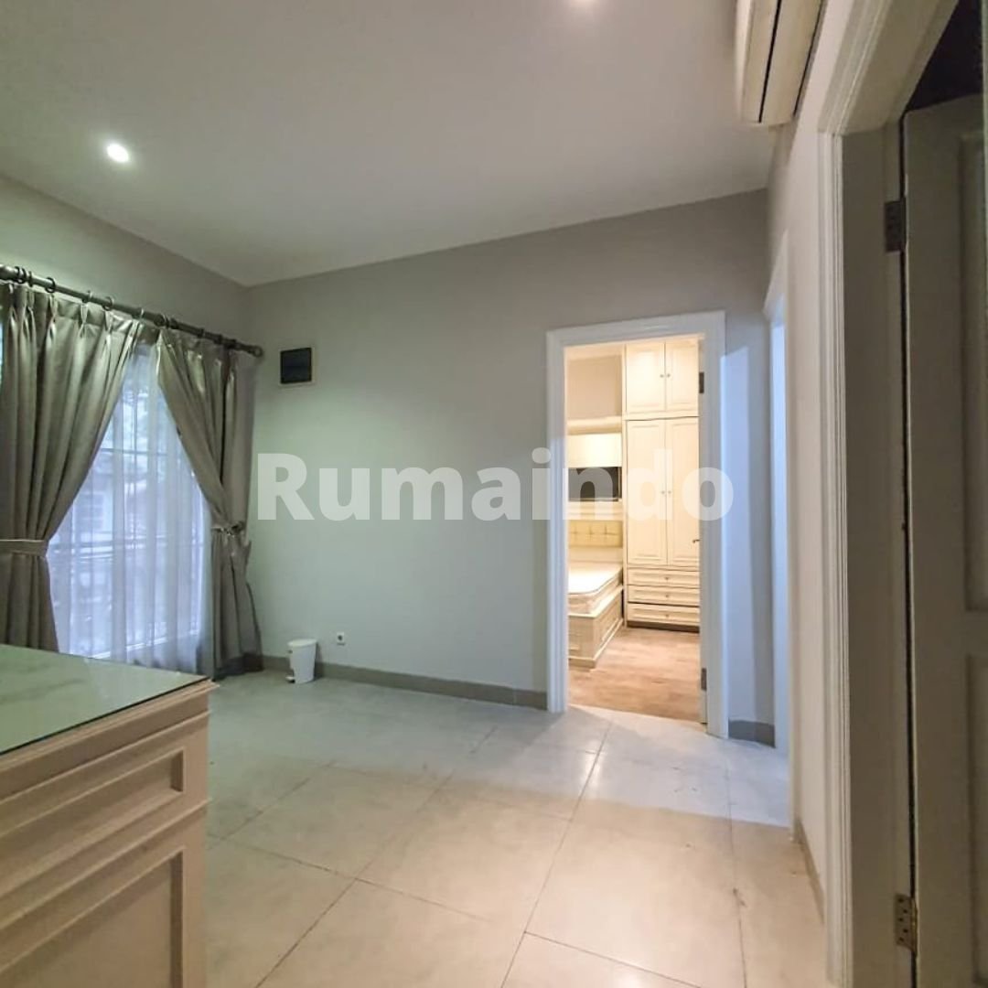 Dijual Rumah di Komplek Kejaksaan Agung Tebet Barat Jakarta Selatan - 7