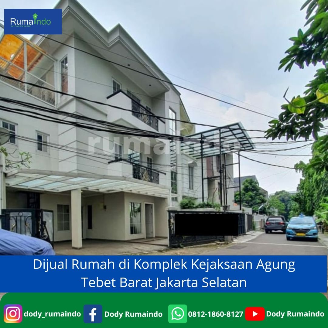 Dijual Rumah di Komplek Kejaksaan Agung Tebet Barat Jakarta Selatan - 1