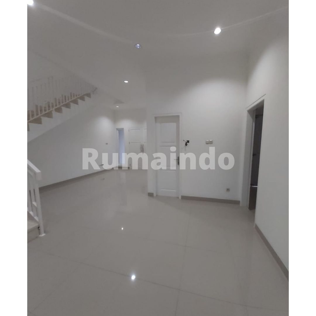 Dijual Murah Rumah Baru di Jln Tebet Barat Jakarta Selatan - 3