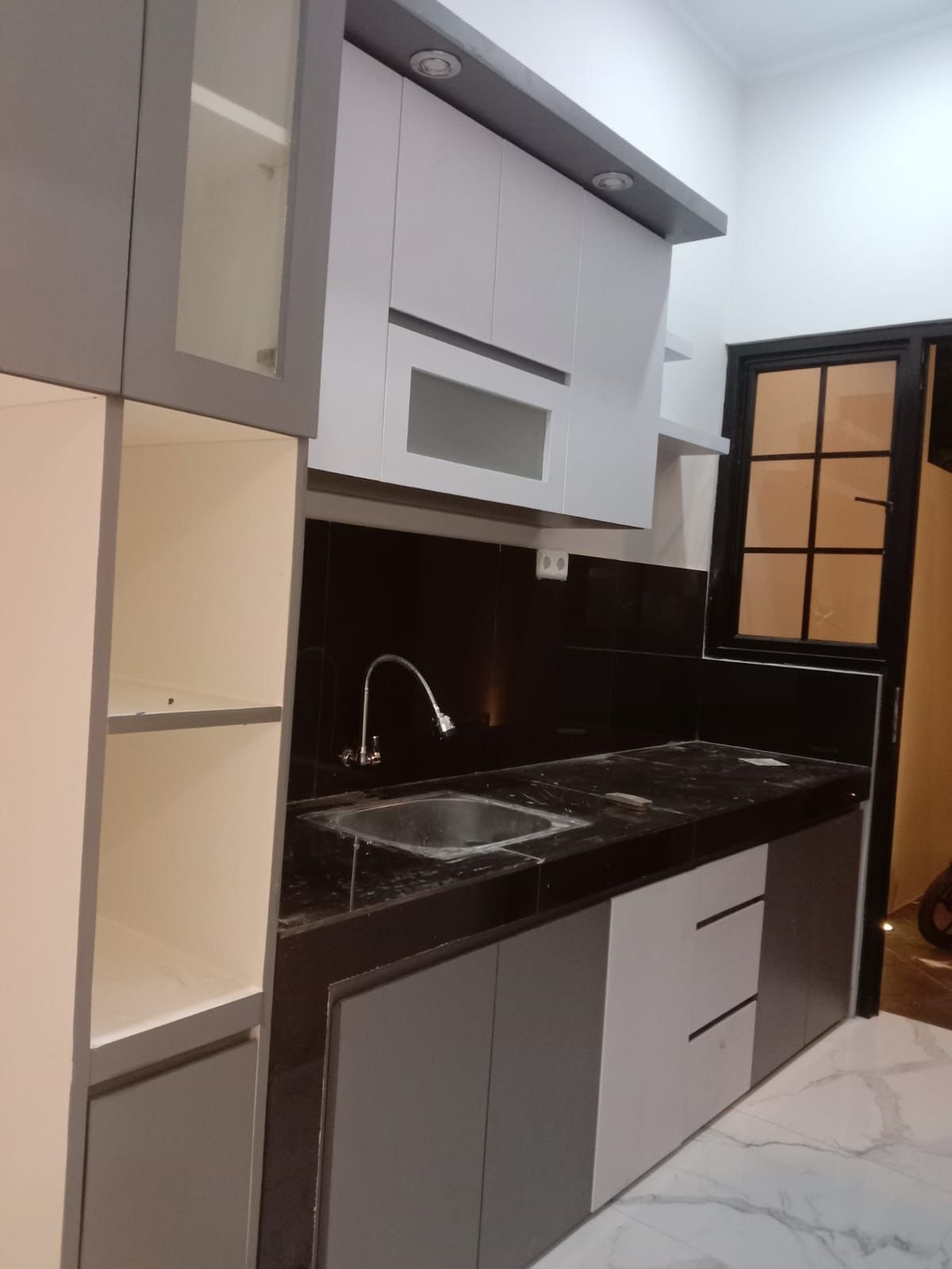Dijual Rumah Termurah di Raden Sanim Tanah Baru Depok - 2